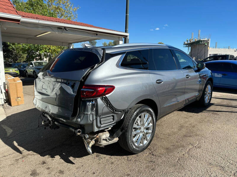 2020 Buick Enclave Essence