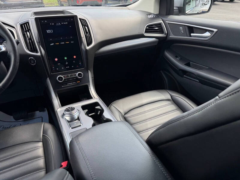 2021 Ford Edge SEL