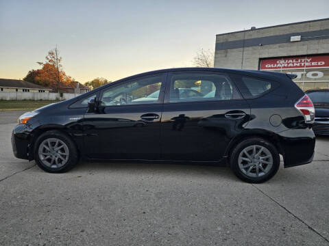 2017 Toyota Prius v Three
