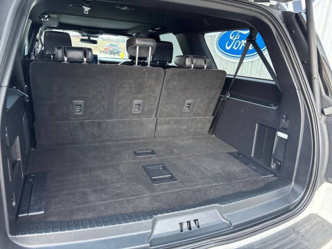 2022 Ford Expedition MAX Platinum