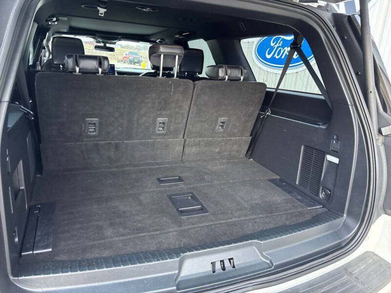 2022 Ford Expedition MAX Platinum