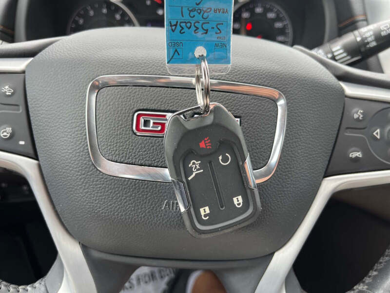 2021 GMC Terrain SLT