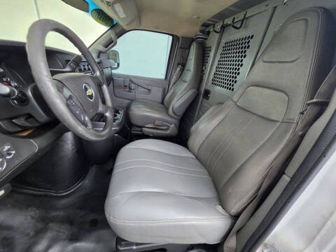 2016 Chevrolet Express 2500