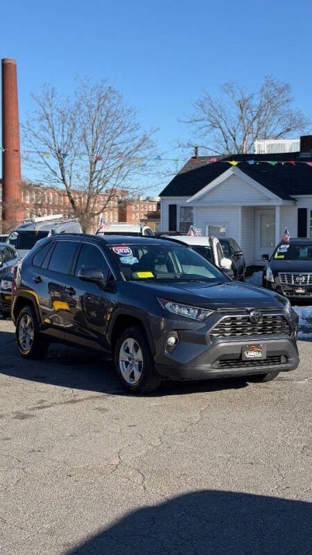 2020 Toyota RAV4 XLE