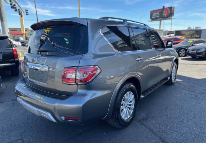 2017 Nissan Armada