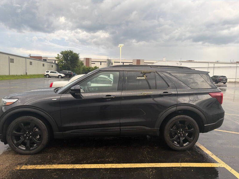 2022 Ford Explorer ST-Line