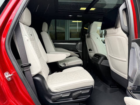 2025 Cadillac Escalade-V