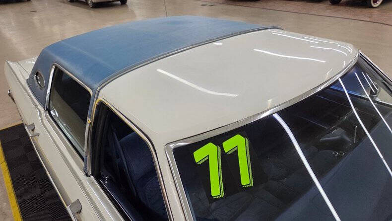 1977 Lincoln Continental