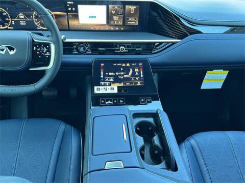 2026 Infiniti QX80 Sport