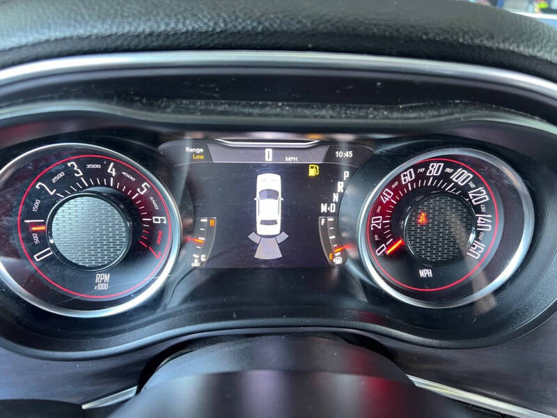 2018 Dodge Challenger SXT Plus