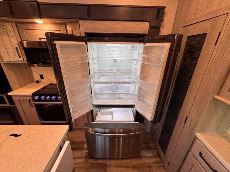 2022 Keystone RV Montana