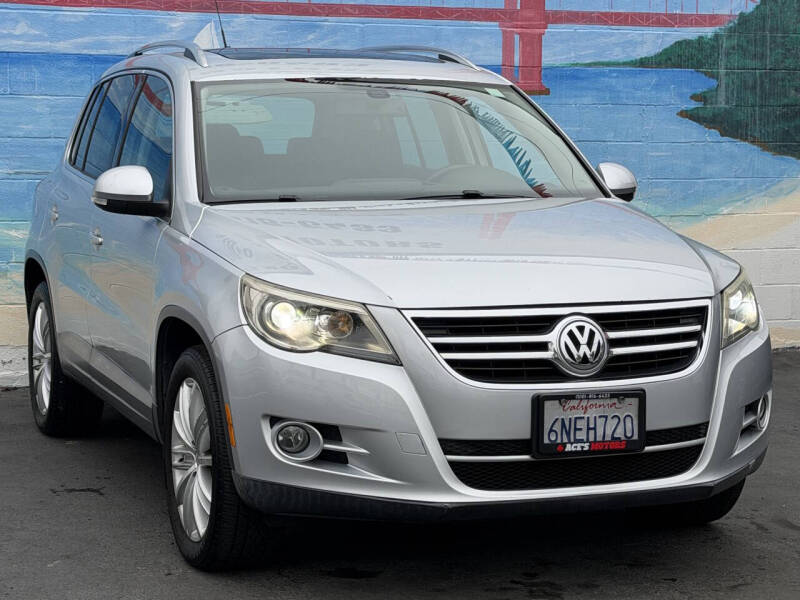 2011 Volkswagen Tiguan S 4Motion