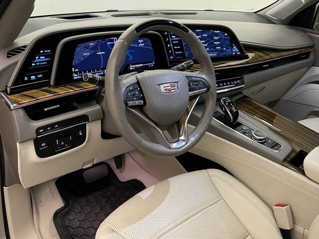 2023 Cadillac Escalade ESV Premium Luxury Platinum