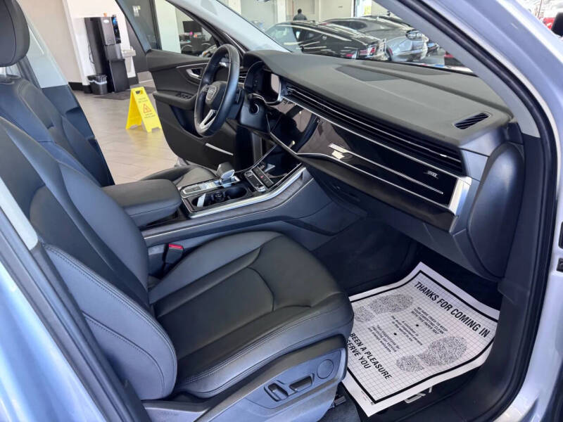 2022 Audi Q7 quattro Premium Plus 55 TFSI