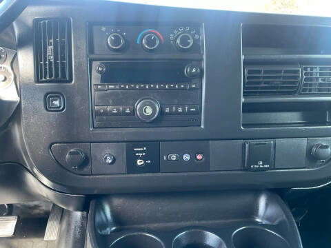 2017 GMC Savana 2500