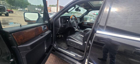 2017 Lincoln Navigator Select