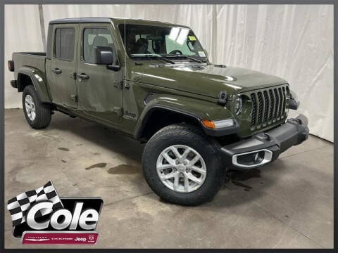 2023 Jeep Gladiator for sale at COLE Automotive in Kalamazoo MI