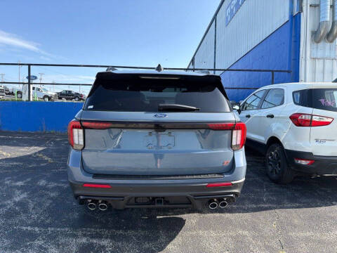 2025 Ford Explorer ST
