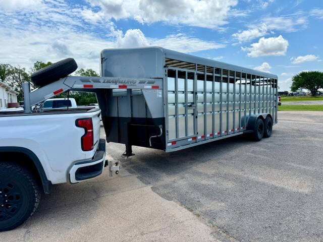 2024 TRAVALONG 24' GN ADVANTAGE for sale at NEWBERRY FAMILY AUTO in Harper KS