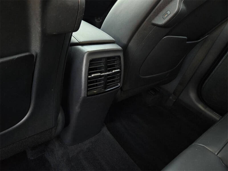 2023 Kia Niro EX Touring