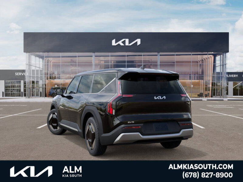 2026 Kia EV9 Light Long Range