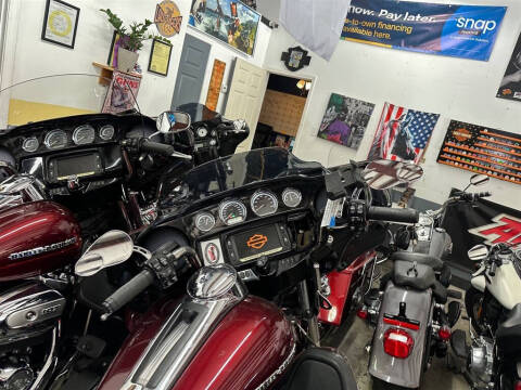 2014 Harley-Davidson FLHTK -
