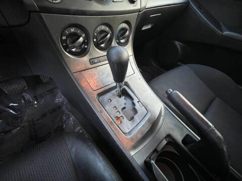 2011 Mazda MAZDA3 i Sport