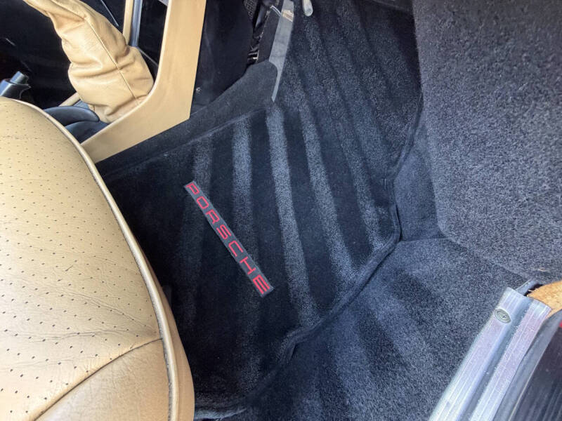 1985 Porsche 911 Carrera