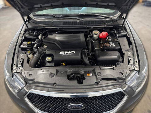 2018 Ford Taurus SHO