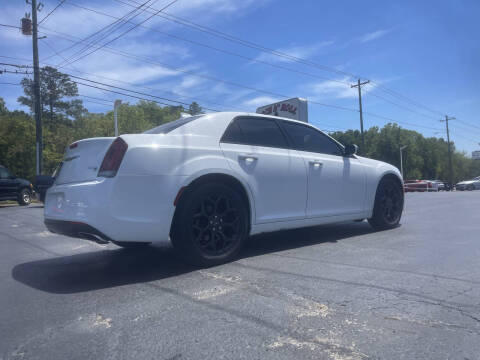 2019 Chrysler 300 S