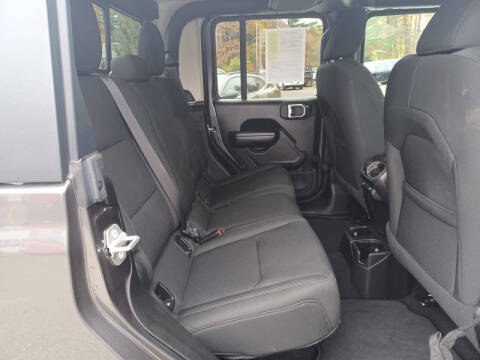 2021 Jeep Gladiator Willys