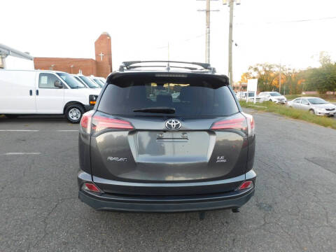 2017 Toyota RAV4 LE