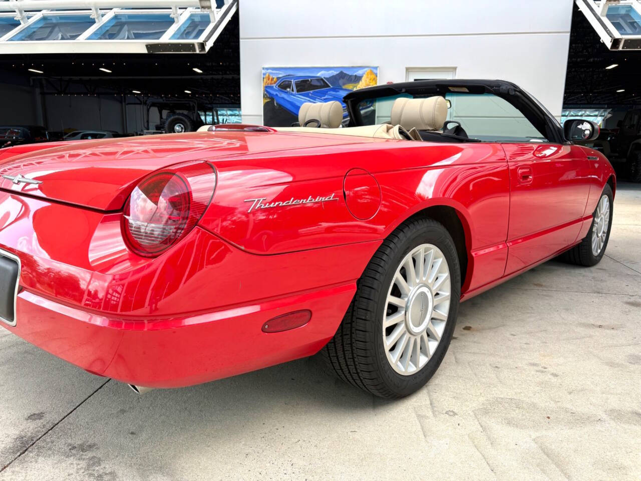 2005 Ford Thunderbird 16