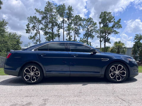 2016 Ford Taurus SHO