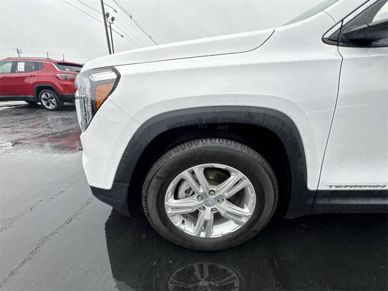 2022 GMC Terrain SLE