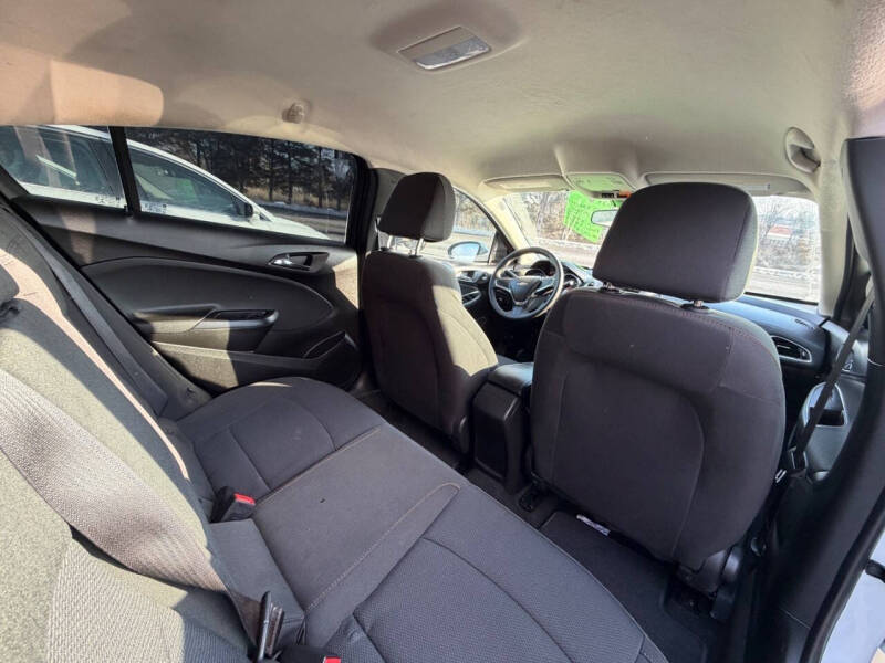 2017 Chevrolet Cruze LS Auto