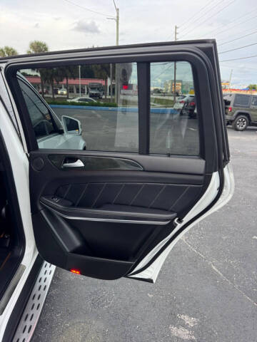 2016 Mercedes-Benz GL-Class GL 550 4MATIC