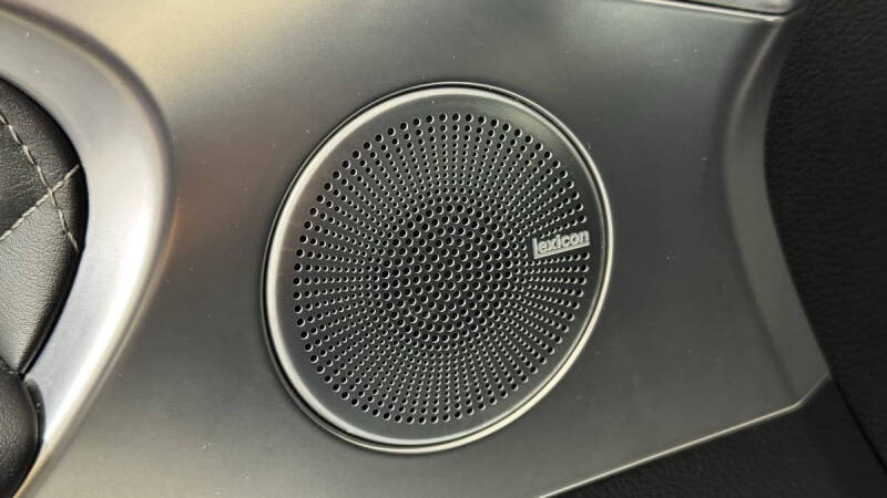 2020 Genesis G70
