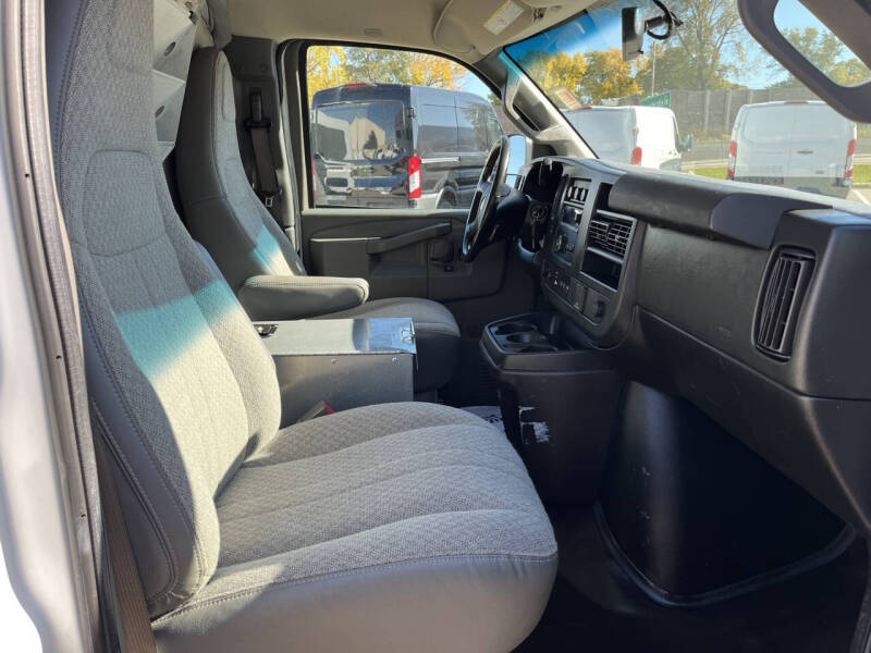 2021 Chevrolet Express 3500