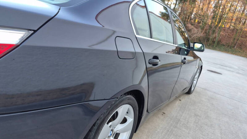 2005 BMW 5 Series 530i