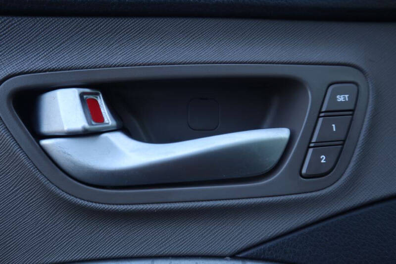 2017 Hyundai Santa Fe SE Ultimate