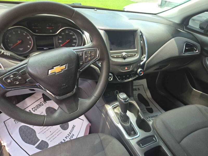 2019 Chevrolet Cruze LS