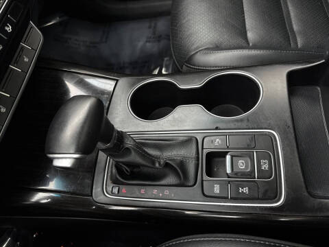 2020 Kia Sorento EX V6