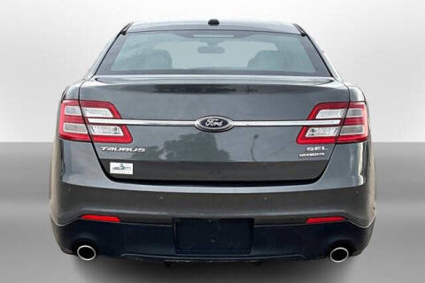 2016 Ford Taurus SEL