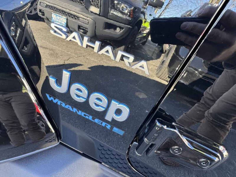 2023 Jeep Wrangler Sahara 4xe