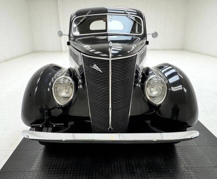 1937 Ford Deluxe