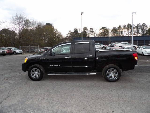 Black 2009 Nissan Titan XE FFV 4x4 XE FFV Crew Cab Short Bed 4dr 2