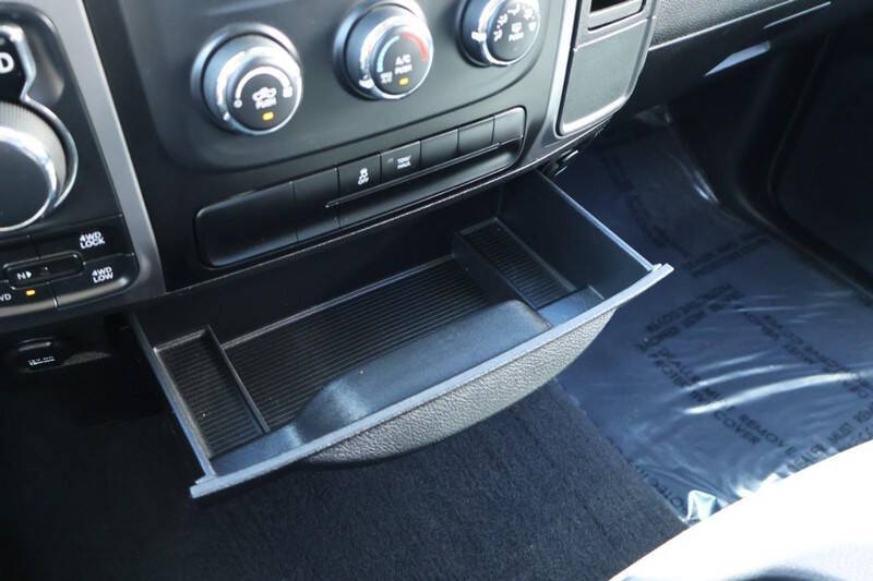 2024 RAM 1500 Classic