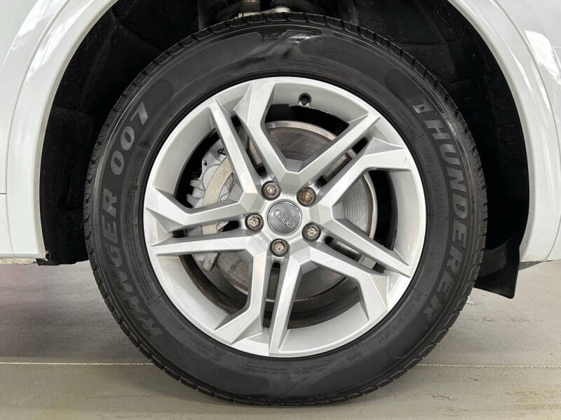 2019 Audi Q5 quattro Premium 45 TFSI