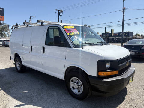 2017 Chevrolet Express 2500